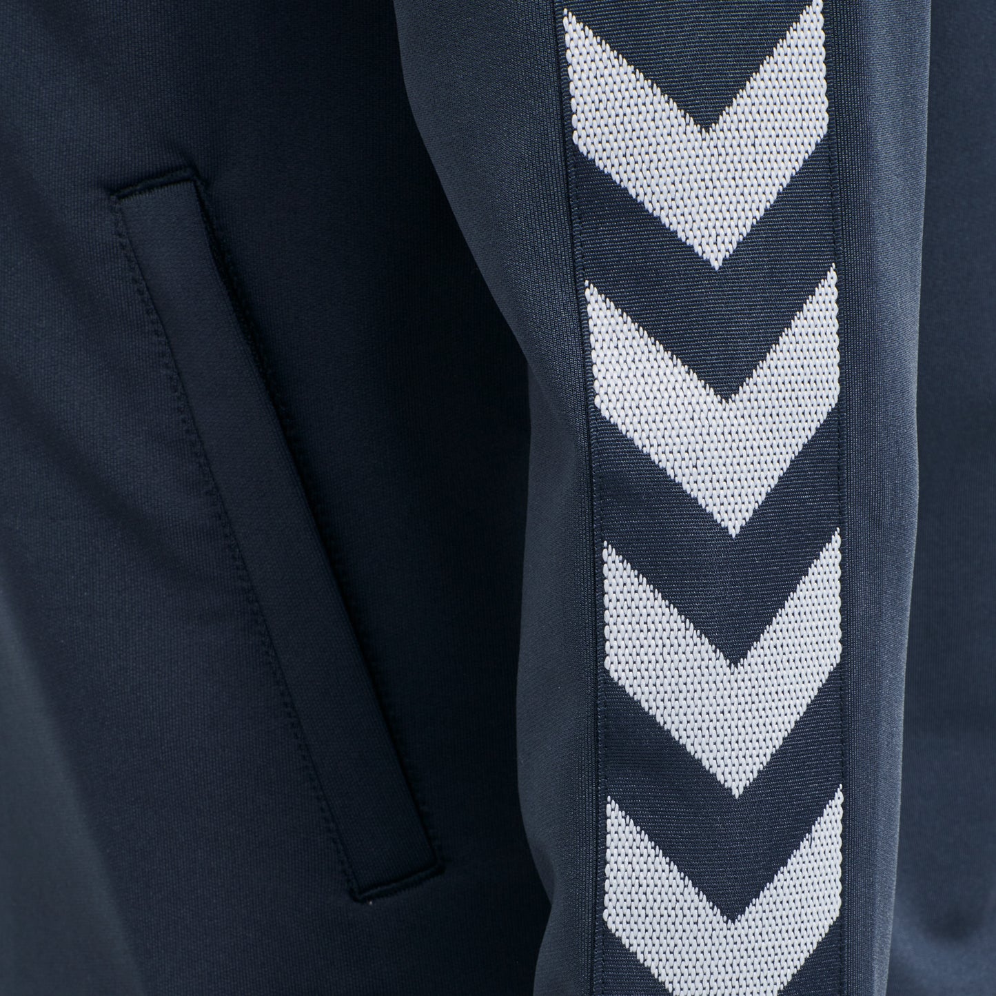 hmlNELLY 2.0 ZIP JACKET