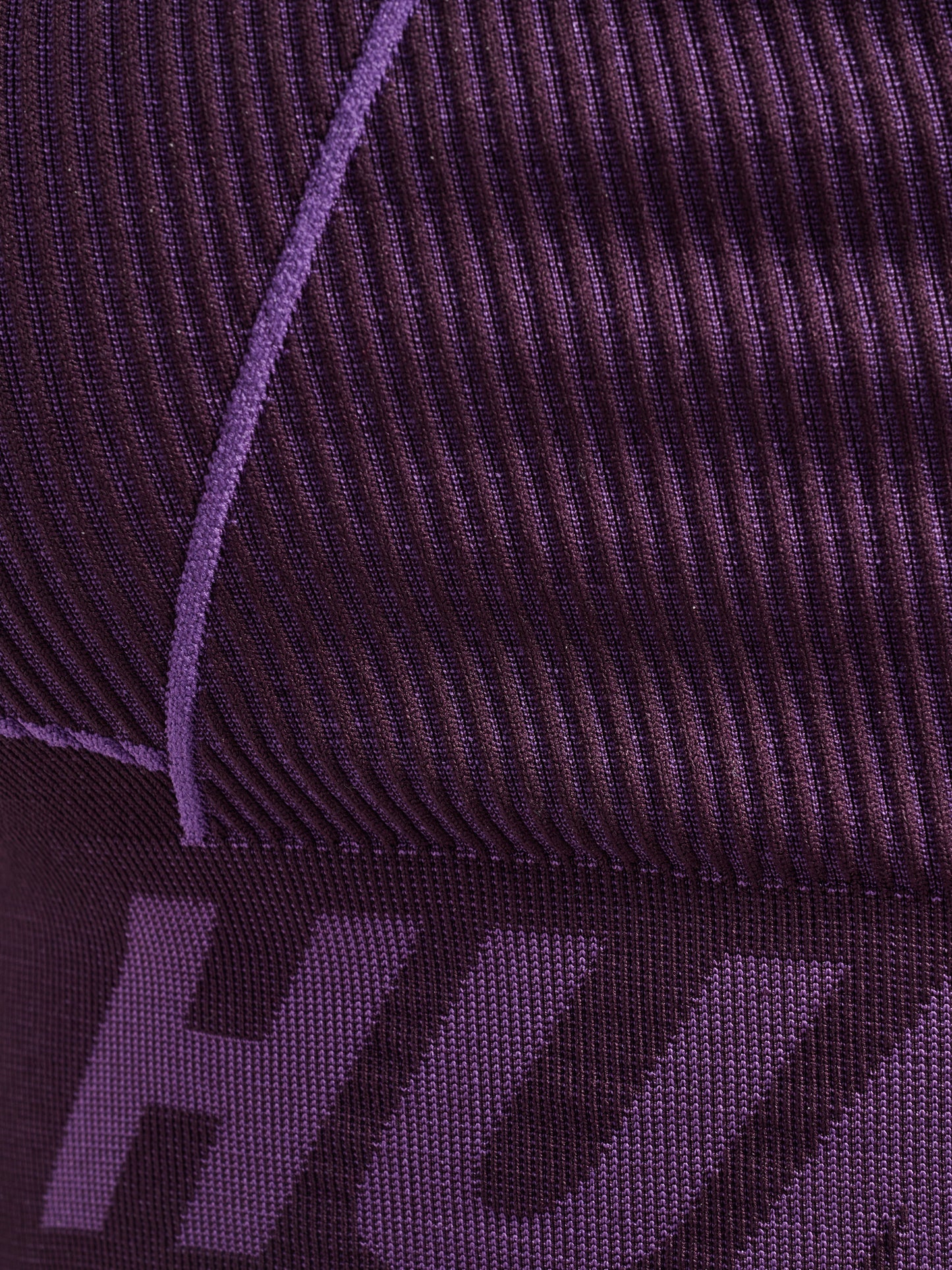 3561-PLUM PERFECT/BELLFLOWER MELAN