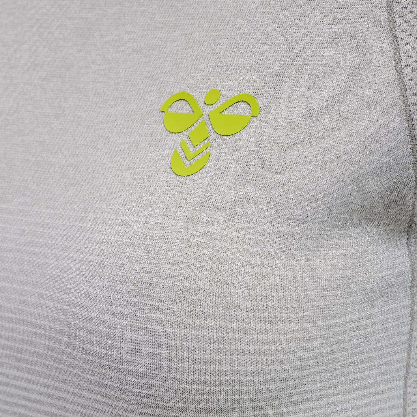 hmlGG12 TRAINING SEAMLESS S/S WOMAN