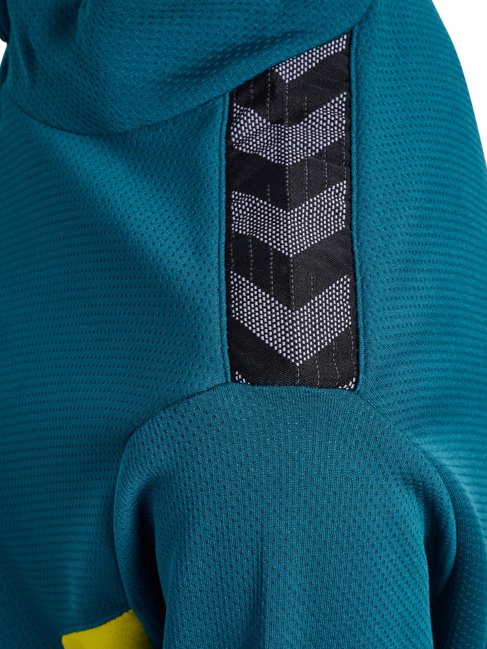 6834-BLUE CORAL/SULPHUR SPRING