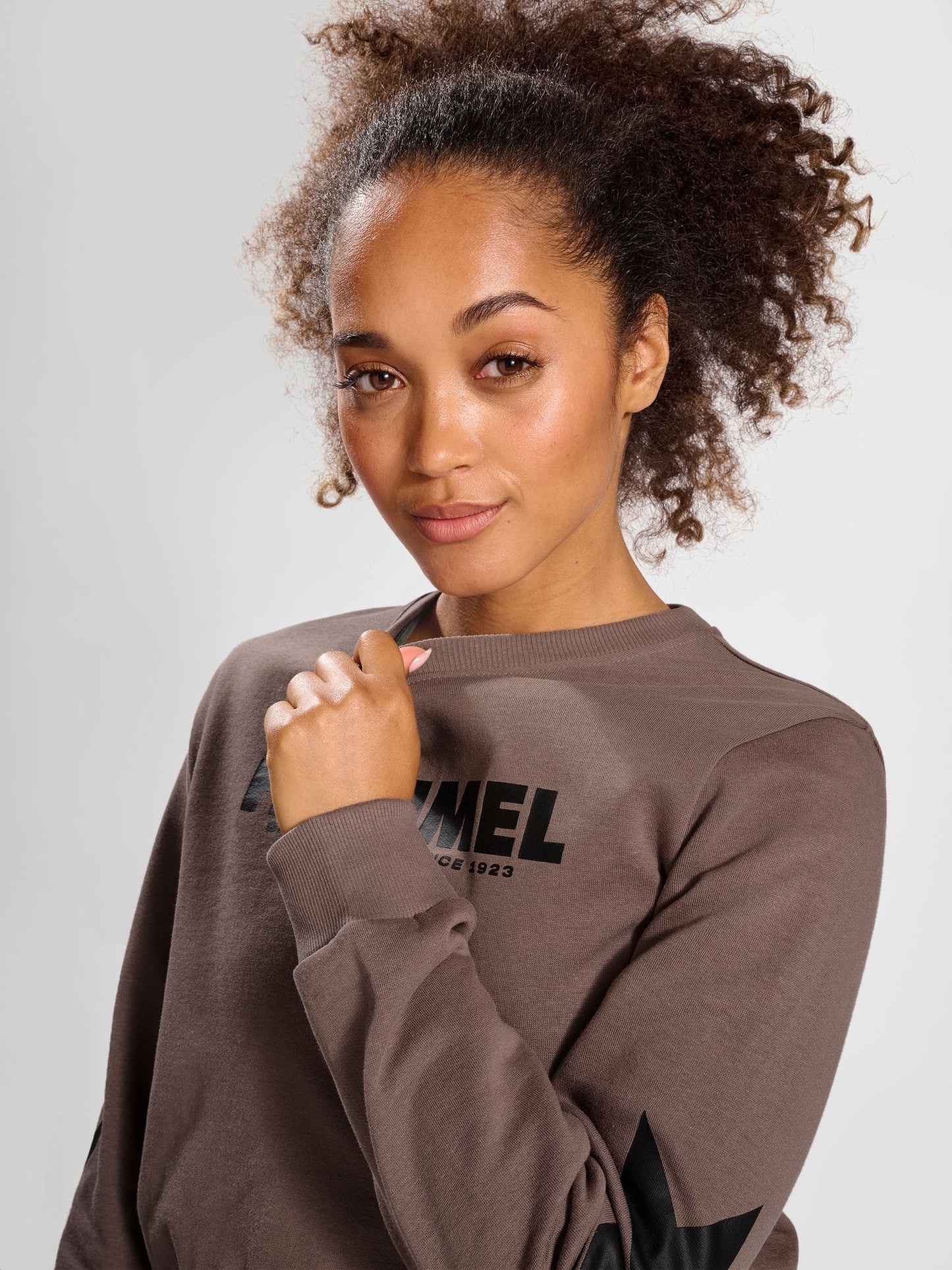 hmlLEGACY WOMAN SWEATSHIRT