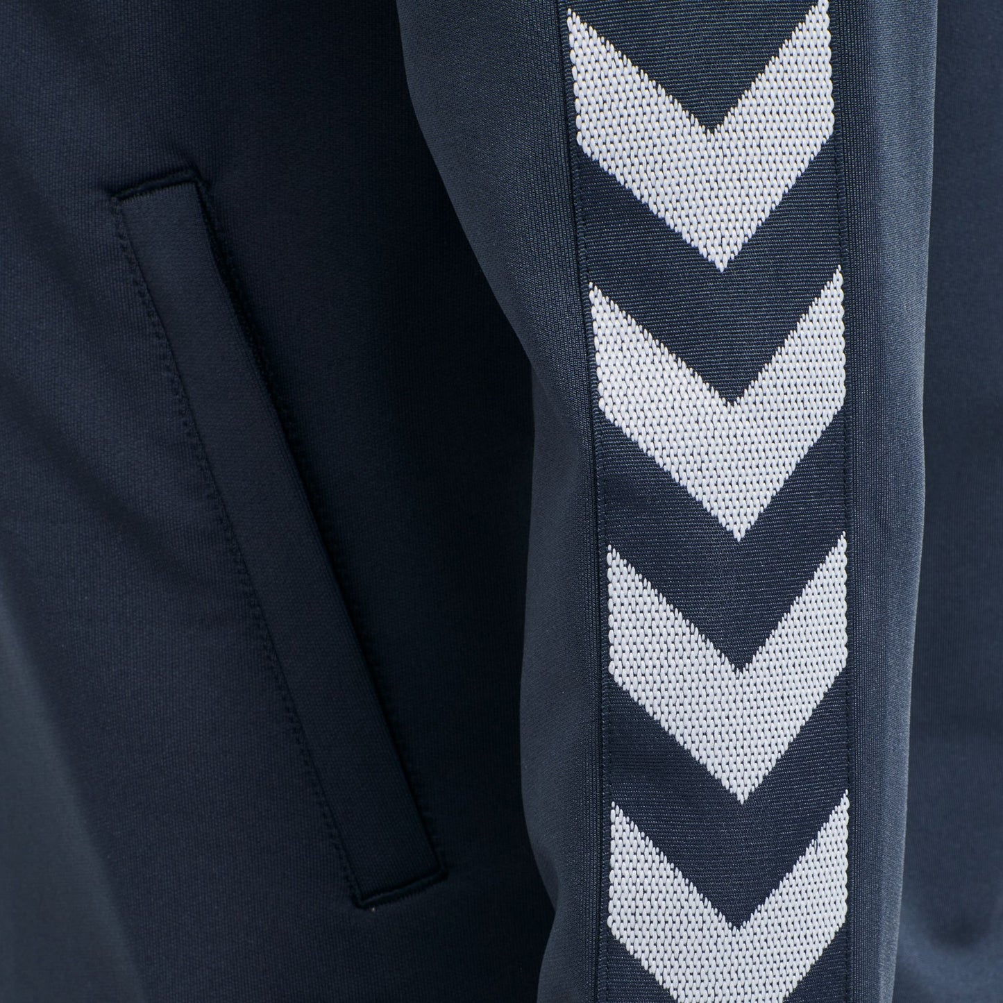 hmlNELLY 2.0 ZIP JACKET